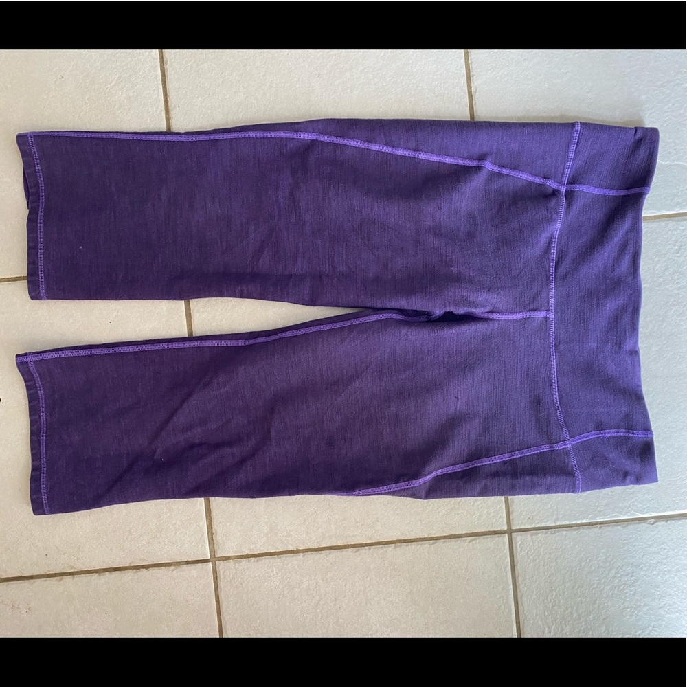 Purple lululemon yoga capris